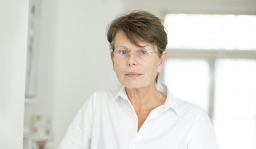 Frances Holliss